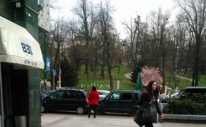 Saobraćajna nesreća kod BBI Centra, jedna osoba prevezena na UKCS (FOTO)