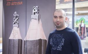 Neobična saradnja: Union banka i tuzlanski umjetnik koji malim potezima pravi velika djela