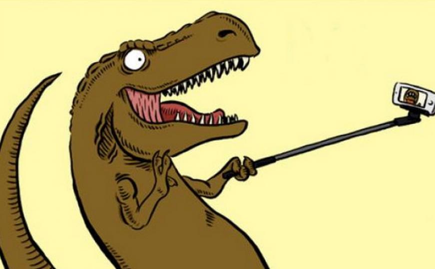Novi hit među 'selfie' ljubiteljima: T-Rex ruke.