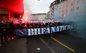 FOTO: Korteo bh. navijača na putu prema stadionu u Cirihu