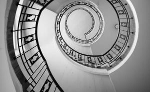 Dobro došli u haustor na izložbu: Sutra otvaranje druge haustorske izložbe na Mejtašu