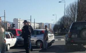 FOTO: Sudar dva vozila na Čengić-Vili