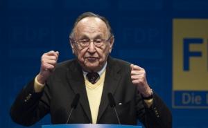 Otišao je 'gospodin žuti polover': Umro Hans-Dietrich Genscher