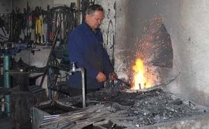Đuro Milanović, kovač iz Mrkonjić Grada: U Bosni nas je još trojica i neće nas biti još dugo (FOTO)
