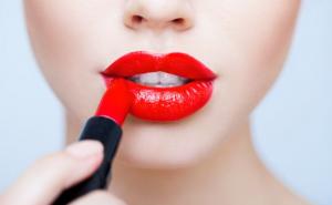 Karmin: Šest razloga zbog kojih izgledate starije