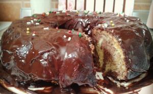 Za slatko predvečer: Jednostavan, brz i neodoljiv mramorni kuglof