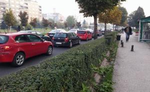 Velike gužve jutros u Sarajevu: Vozači, oprezno, držite odstojanje