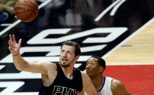 Kako igra naš Mirza! Teletović predvodio Sunse do nove pobjede