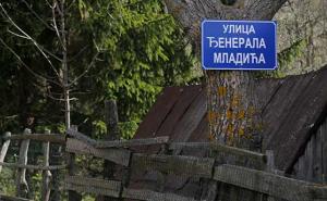 U posjeti rodnom selu Ratka Mladića: 'Svakome je pomagao, i Srbima i muslimanima' (FOTO)