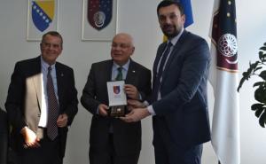 Predsjednik Instituta regija Evrope Schausberger u posjeti premijeru Konakoviću