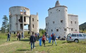 FOTO: Inžinjerka NASA-e i volonteri čiste Opservatorij na Trebeviću