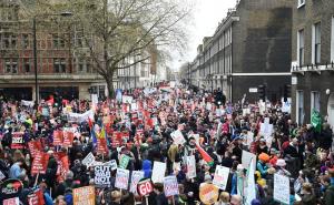 Marš za poslove, obrazovanje, zdravstvo: 150.000 ljudi tražilo ostavku Camerona