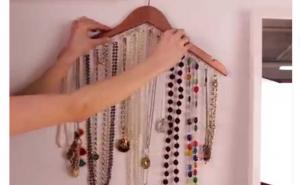 Jednostavno - napravite organizer za nakit (VIDEO)