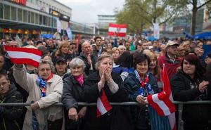 Beč: Radikalni desničari protestirali protiv migranata i muslimana u Austriji (FOTO)