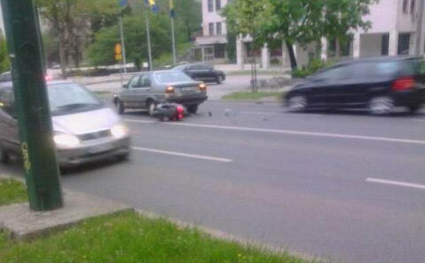 Sarajevo: Sudar skutera i automobila (FOTO)