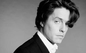 FOTO: Kako danas izgleda britanski zavodnik Hugh Grant