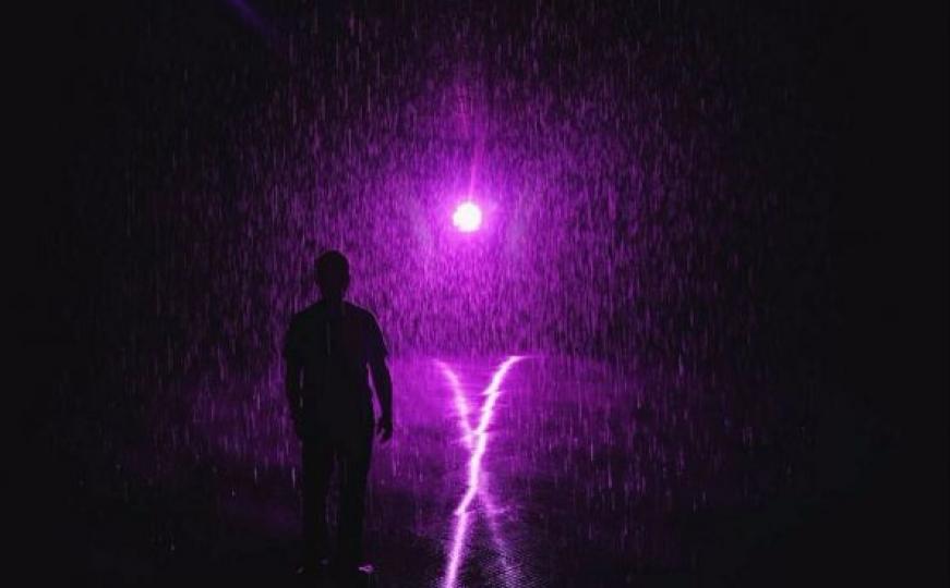 Bajkovita purpurna kiša: 'Kišna soba' u muzeju LACMA u spomen na Princea