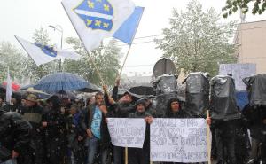 Borcu koji je na protestima u Sarajevu iznenada preminula supruga