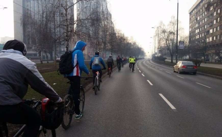 Biciklisti pokazali da i oni učestvuju u saobraćaju