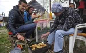 Na izletištima nema gužve: Praznik uz pjesmu, pečenje i roštilj 