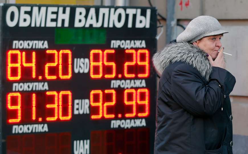 Rusija i većina zemalja bivšeg Sovjetskog Saveza ostat će u recesiji i 2016. godine