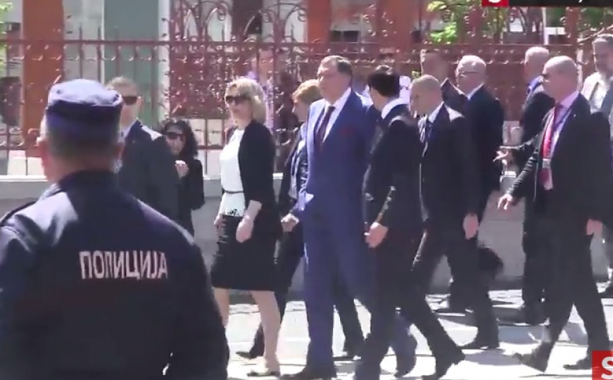 Milorad Dodik stigao u Ferhadija džamiju