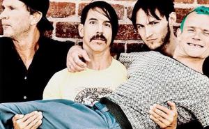 Skoro pa top lista - Red Hot Chili Peppers, Radiohead, Laura Mvula