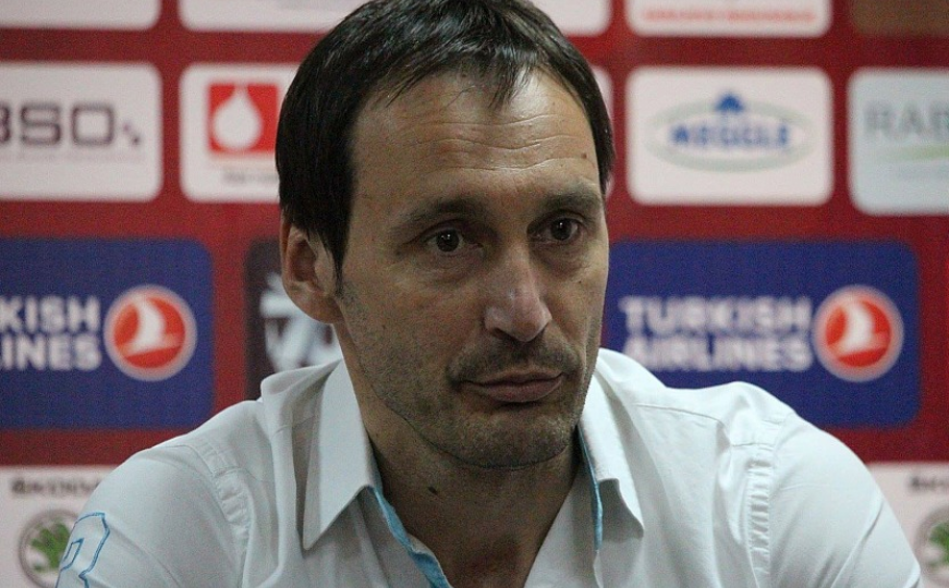 Almir Hurtić ostaje šef stručnog štaba FK Sarajevo i naredne sezone