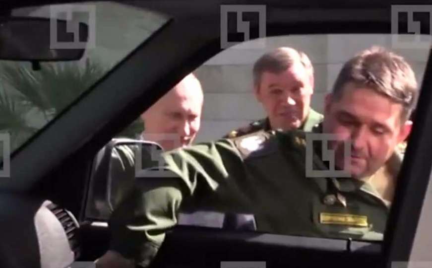 Ruski general nasmijao Putina: Polomio bravu dok mu je otvarao vrata automobila