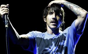 Koncert Peppersa iznenada otkazan, Kiedis hitno prevezen u bolnicu