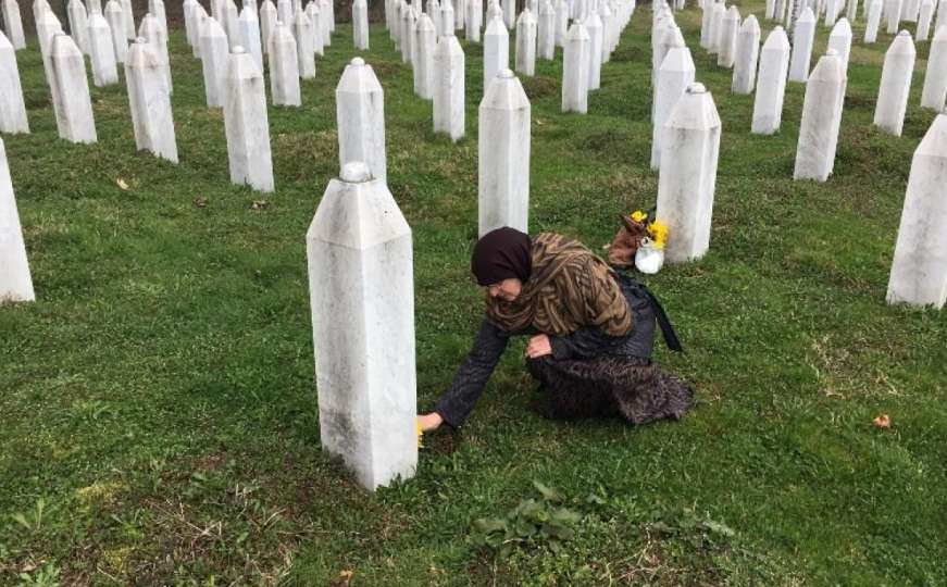 Majke Srebrenice uputile pismo javnosti: Molimo vas, nemojte nas izdati sada 