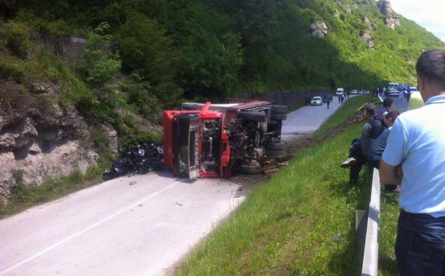 Jedna osoba teže povrijeđena u sudaru