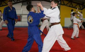 Program za samodbranu djece,  žena, invalida, lica s posebnim potrebama…