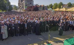 Hiljade sugrađana na dženazi i ukopu gradonačelnika Husejina Smajlovića