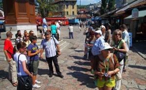 Izmjene zakona o turizmu: Ko neće moći biti vodič, kontrola hotela i restorana...