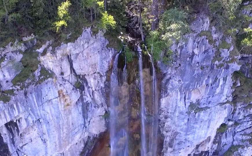 Vodopad Skakavac, kako ga vide ptice