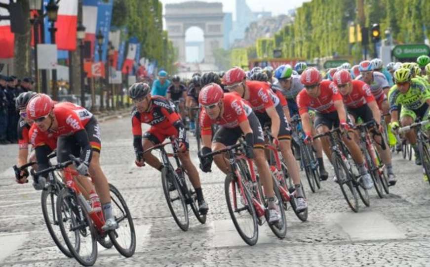 Za Tour de France angažovano 23.000 policajaca