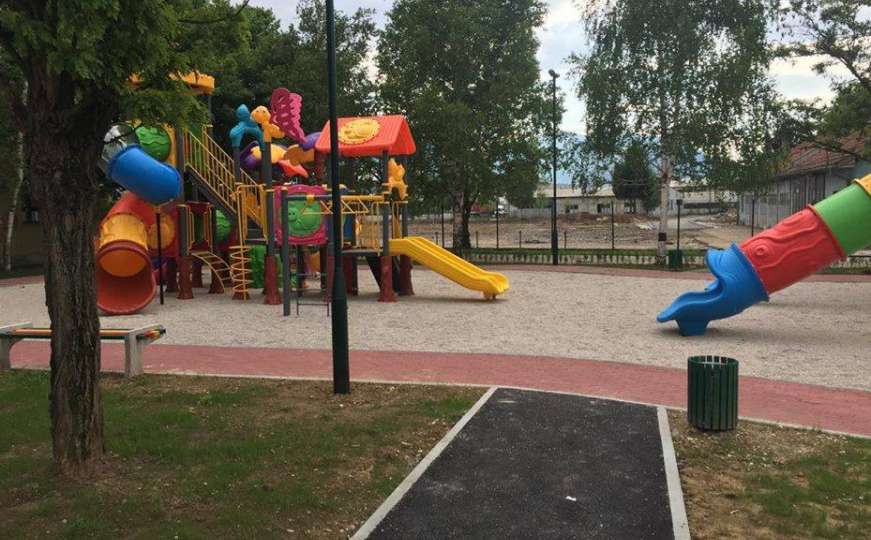 Nove zelene površine i parkovi za djecu u Centru Safet Zajko