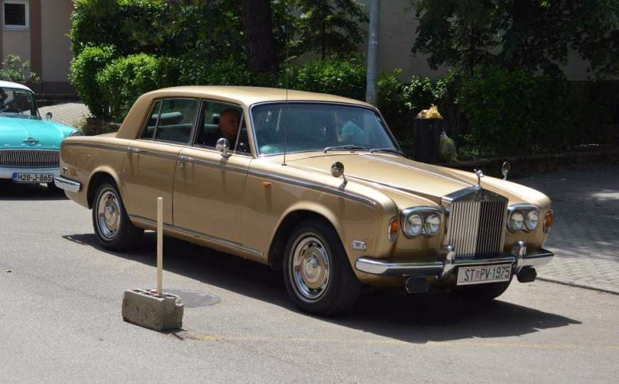 Oldtimeri u Hercegovini: Dominirali Mercedesi, bio i Rolls Royce