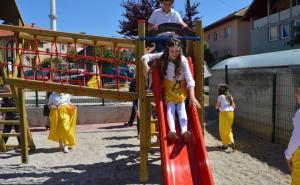 Mališani na Sokolju dobili prvo igralište