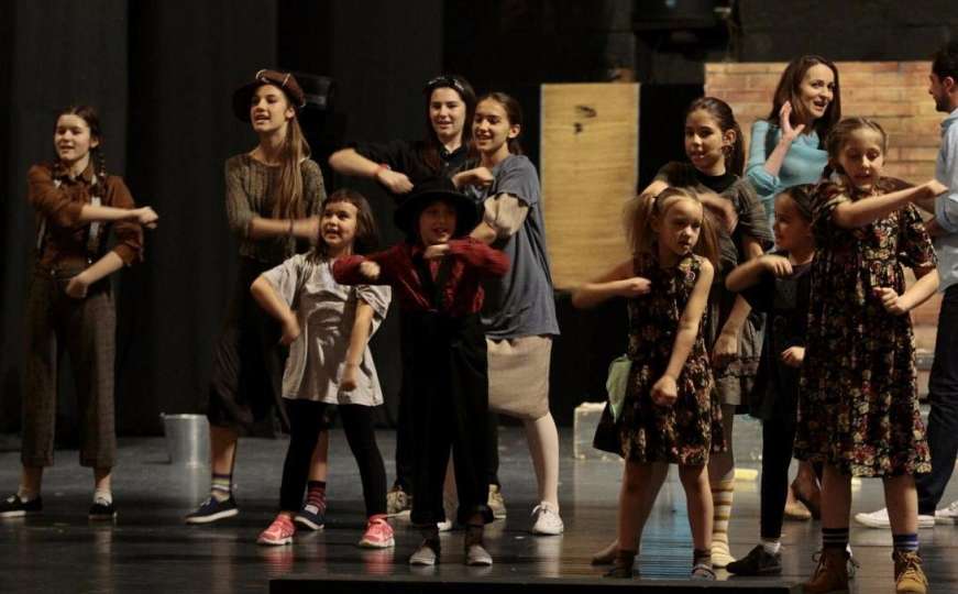 Premijera: Mjuzikl za djecu 'Annie' u Narodnom pozorištu