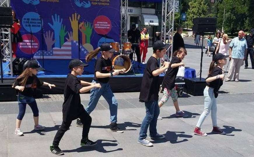 Ples i mladost danas na trgu Djece Sarajeva 