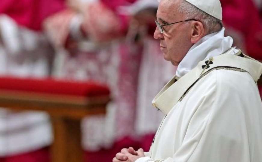 Papa Franjo: Biskupi koji budu prikrivali pedofiliju bit će smijenjeni