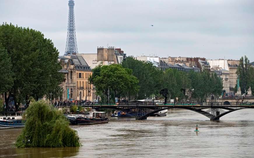 Evropa se i dalje bori s poplavama, 18 mrtvih