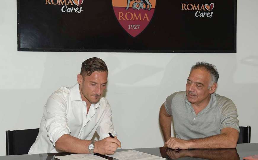 Francesco Totti produžio ugovor sa Romom