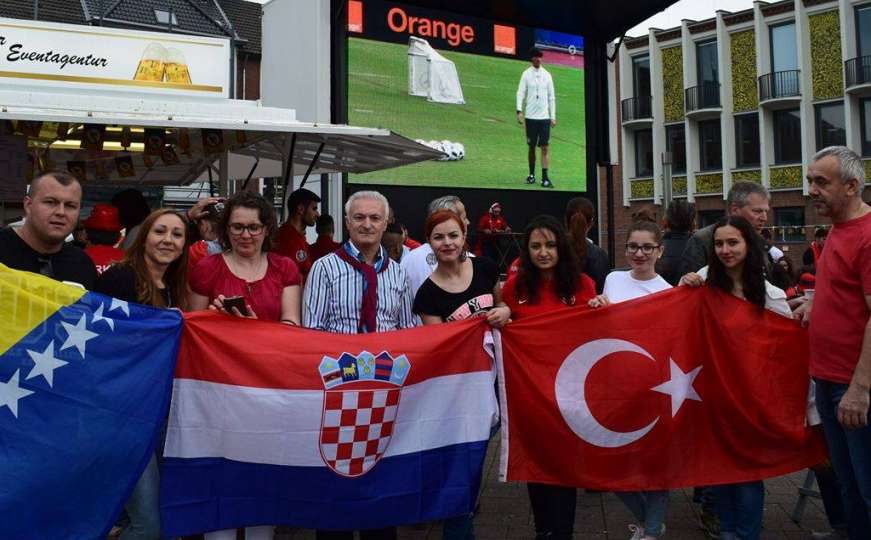 U Njemačkoj su se zajedno družili navijači iz BiH, Hrvatske i Turske