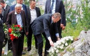 Bakir Izetbegović odao počast civilnim žrtvama na Kazanima