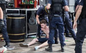  Počele deportacije huligana u Francuskoj
