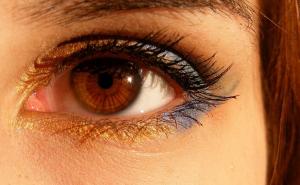 Znate li zašto vam oko ponekad titra