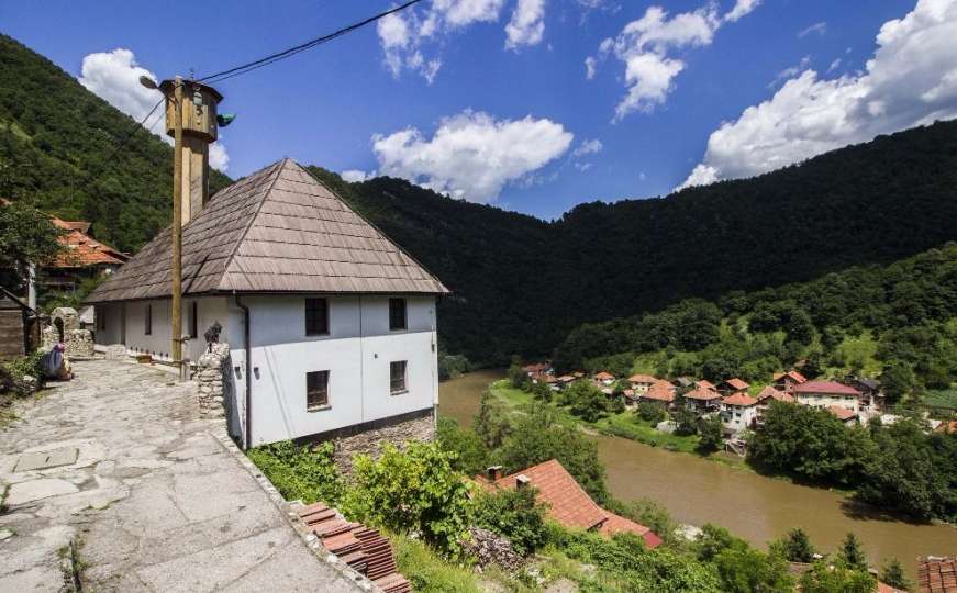 Priča o vrandučkoj ljepotici: Jedna od najstarijih džamija u BiH